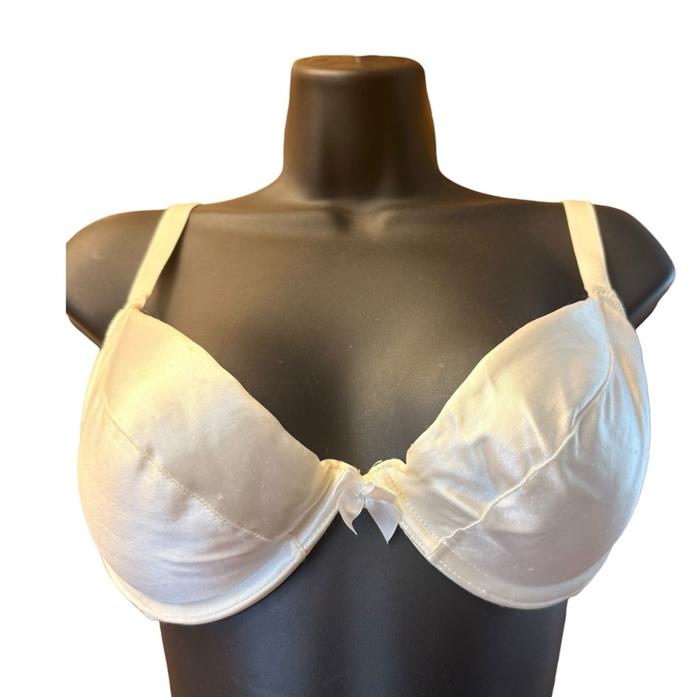 Vintage Victoria's Secret The Miracle Bra 34D White Satin Shiny Padded Push Up